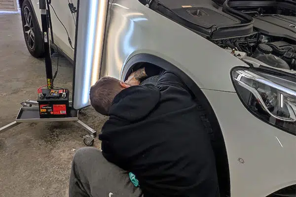 Varillero - Samurai Dent repair - PDR